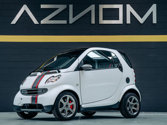 smart 4teen Aznom electric car conversion modding mechanics interior