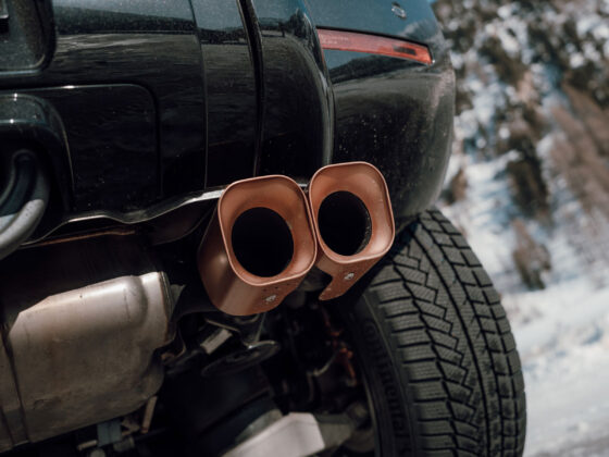 Land Rover Defender Aznom personalizzazione auto interni esterni