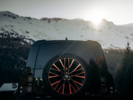 Land Rover Defender Aznom personalizzazione auto interni esterni